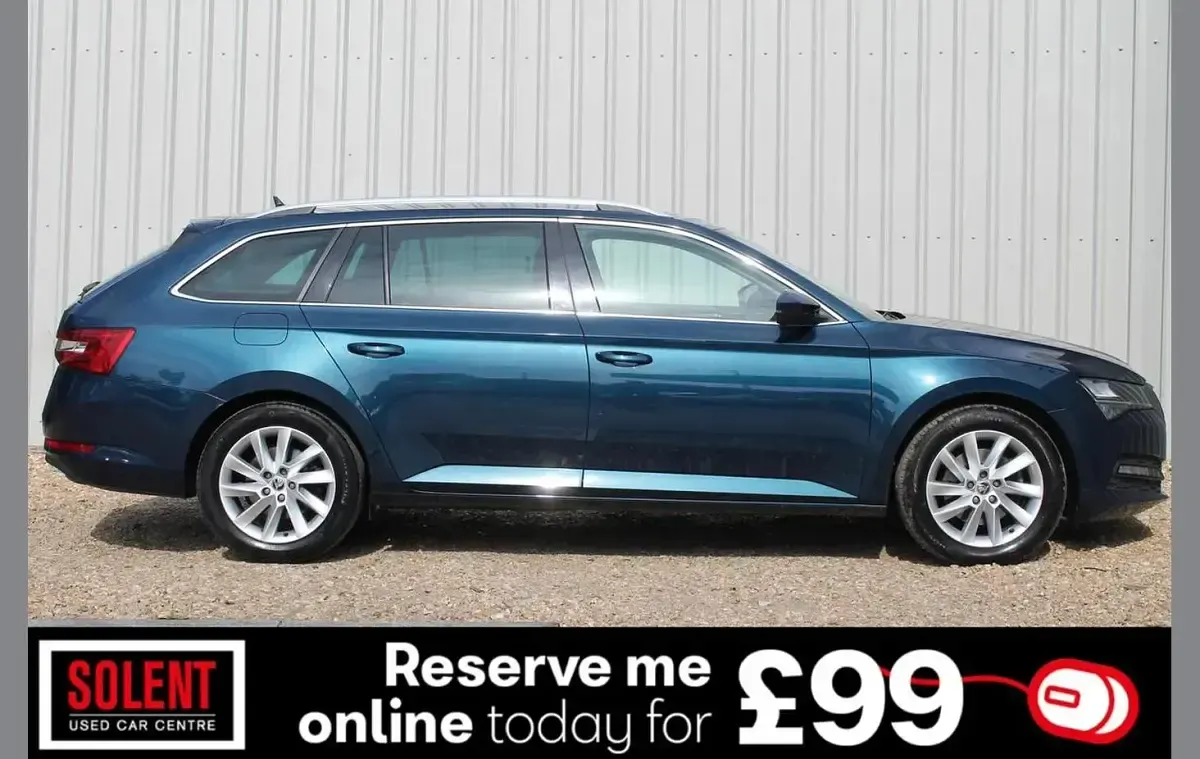 Used Skoda Superb SE Technology 150 HP (110 kW) 2022 Blue Estate