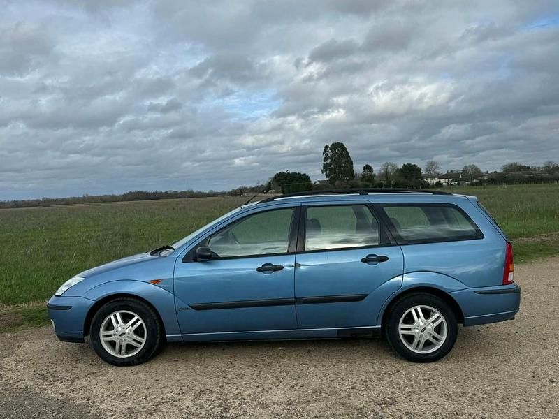 Used Ford Focus Zetec 2002 Blue Estate