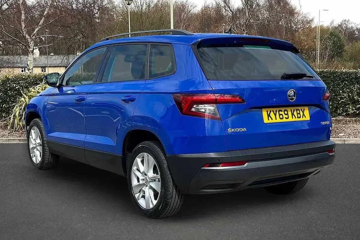 Begagnad Skoda Karoq SE Technology 116 HK (85 kW) 2019 Blå SUV