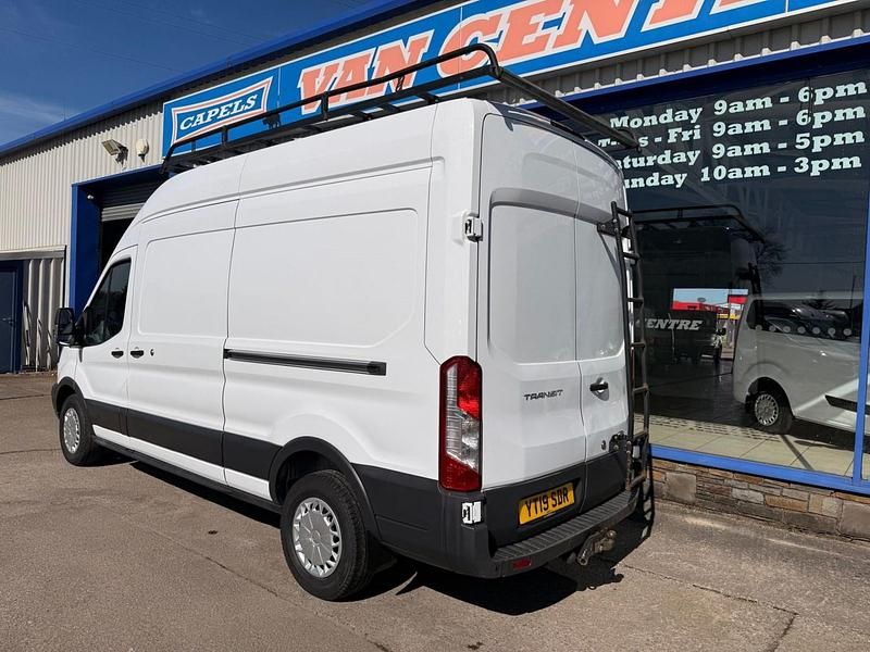 Begagnad Ford Transit 130 HK (95 kW) 2019 Vit Van