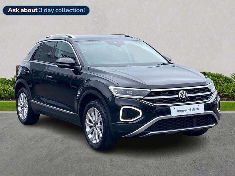 Black Used 2024 VW T-Roc Style SUV | £22,337 (Fair price) - Image 1/4