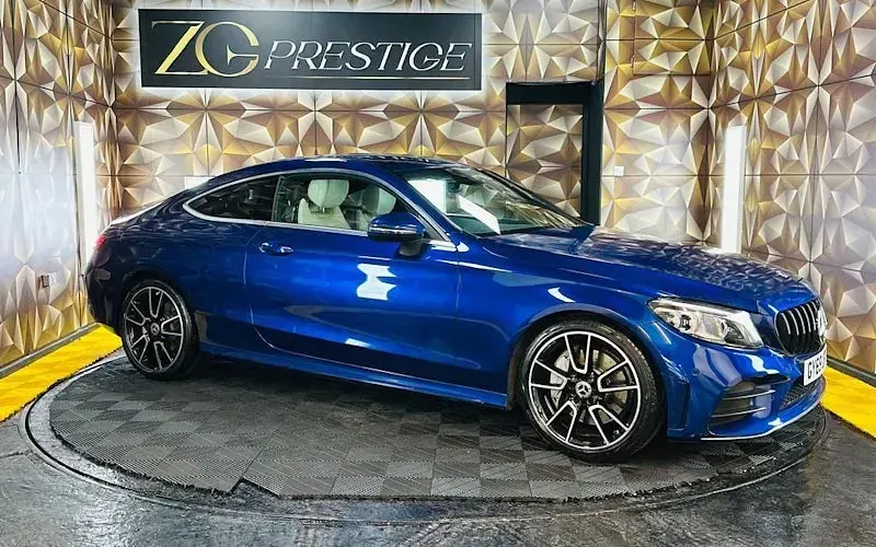 Begagnad Mercedes C300 AMG Line Premium 245 HK (180 kW) 2019 Sportkupé