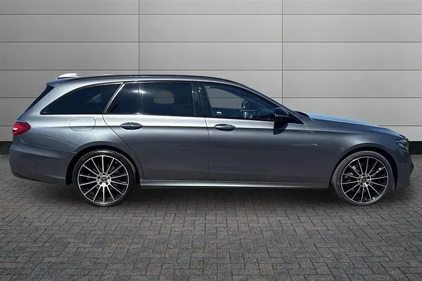 Used Mercedes E400 AMG line 340 HP (250 kW) 2020 Grey Estate