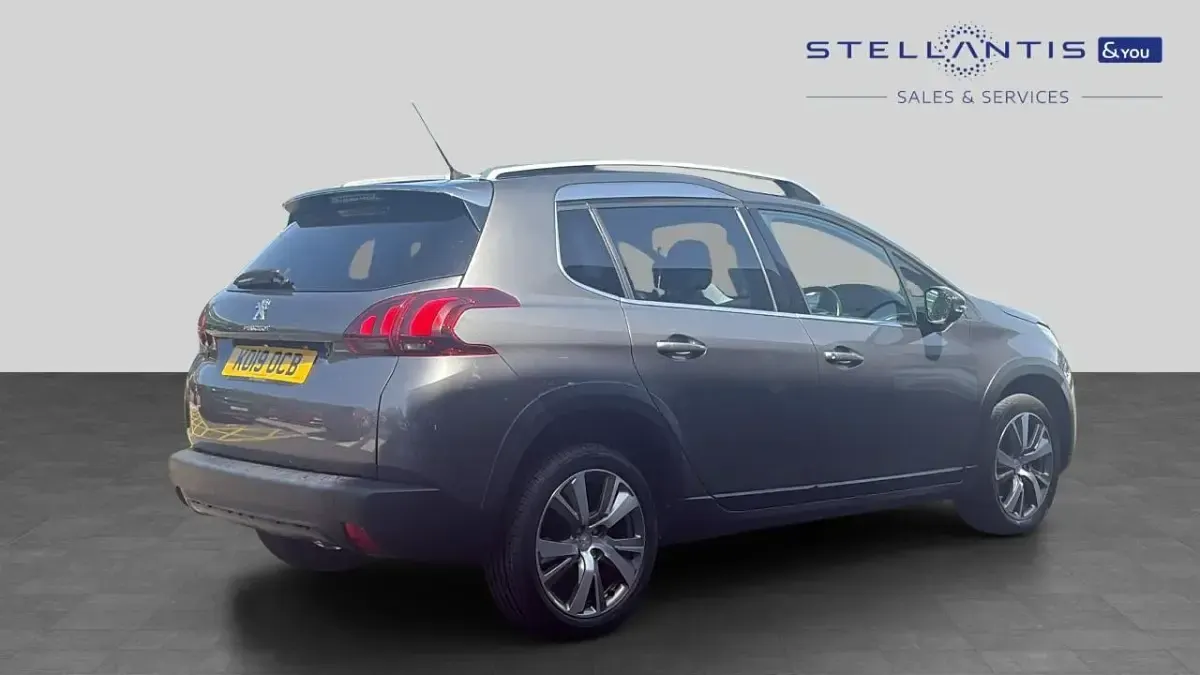 Used Peugeot 2008 Allure 129 HP (94 kW) 2019 Grey SUV