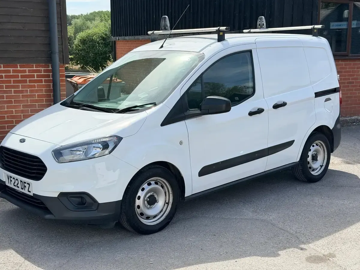 Used Ford Courier S 2022 White MPV