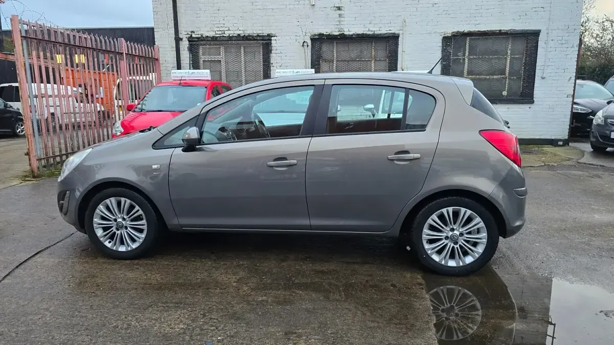 Used Vauxhall Corsa 2011 Brown Hatchback