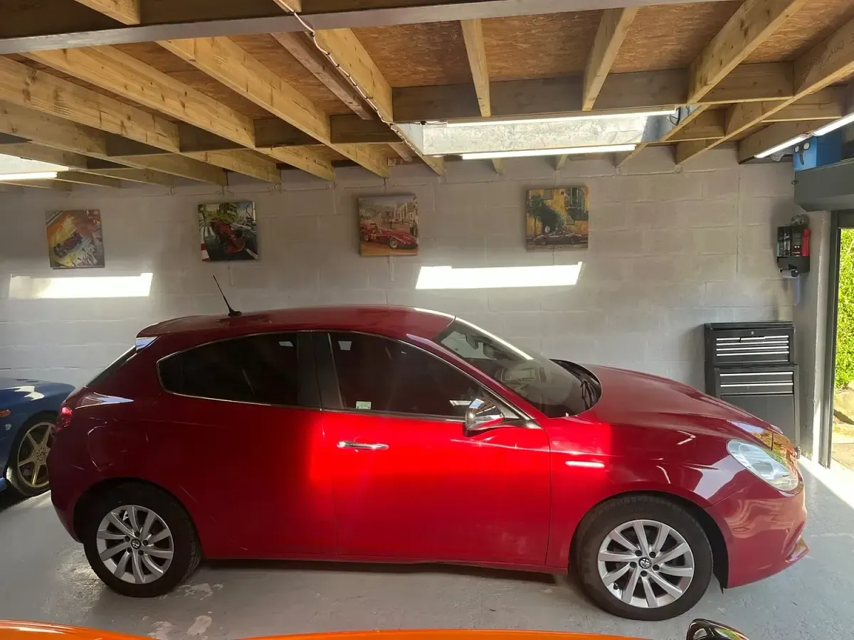 Used Alfa Romeo Giulietta Distinctive 2015 Red Hatchback