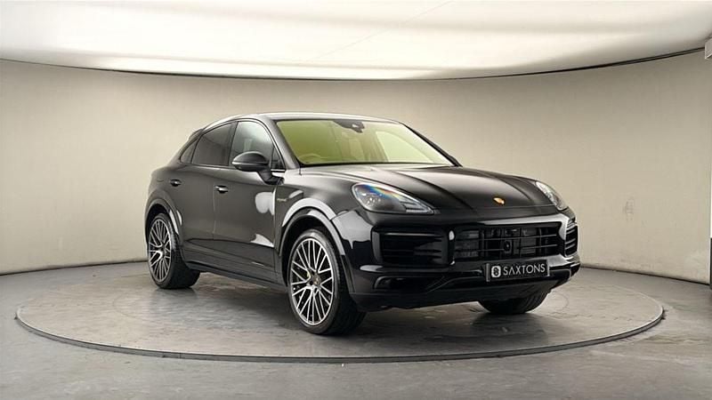 Used Porsche Cayenne Platinum Edition 2023 Chromite black SUV