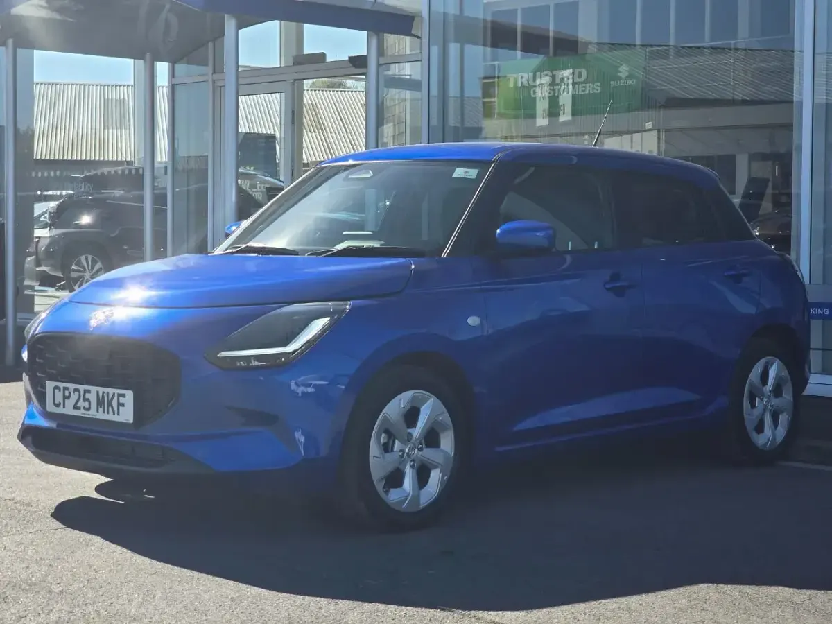 Nowe Suzuki Swift 82 KM (60 kW) 2025 Niebieski Hatchback