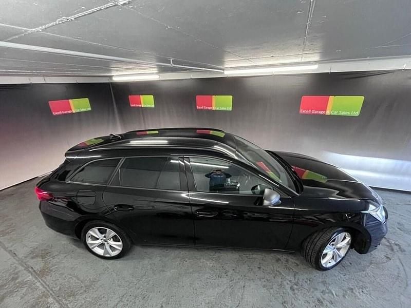 Used Seat Leon FR 204 HP (150 kW) 2021 Black Estate