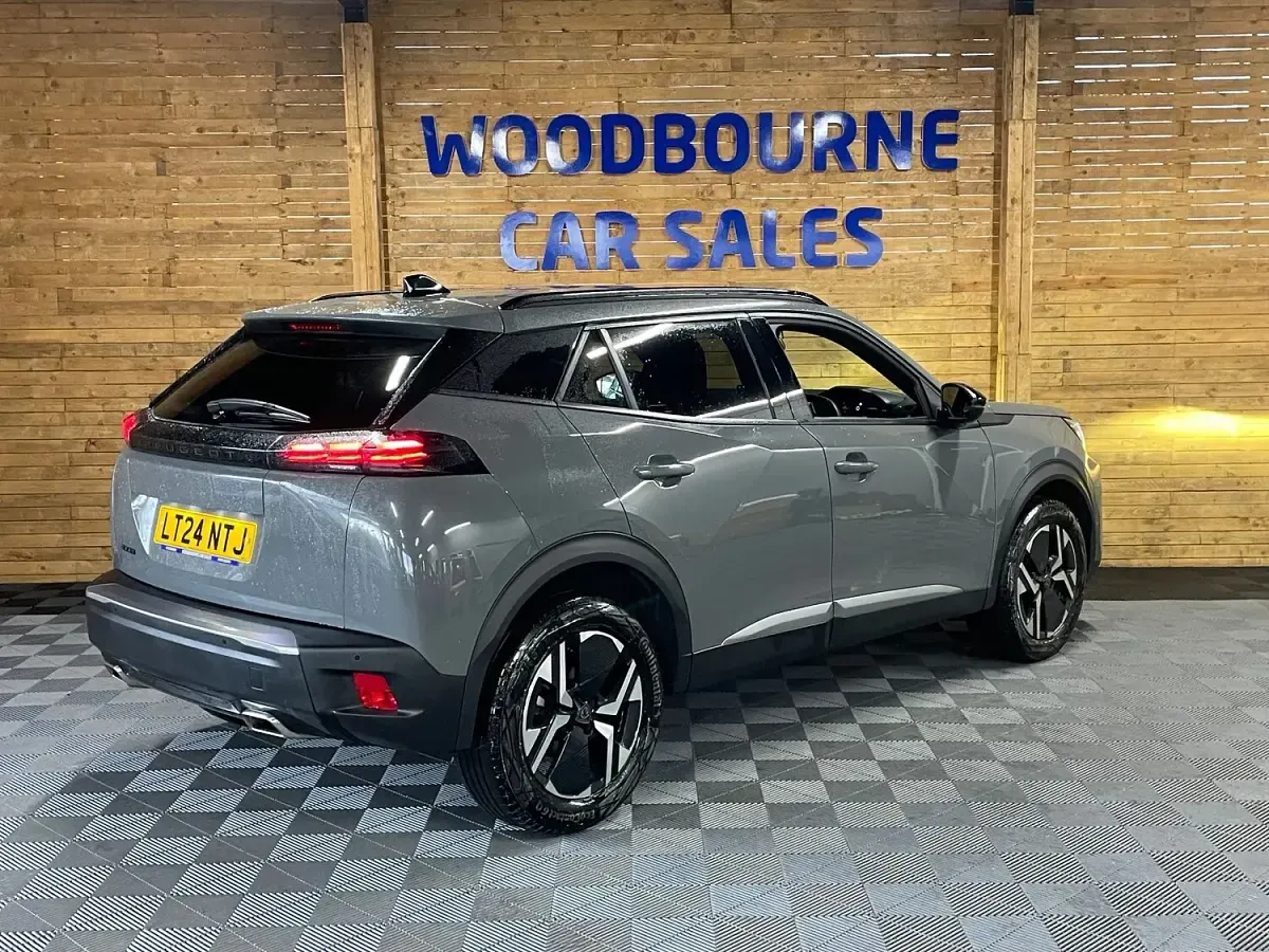 Used Peugeot 2008 Allure 130 HP (95 kW) 2024 Grey SUV
