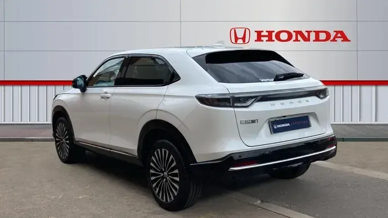 Begagnad Honda e Elegance 150 kW (204 HK) 2024 Halvkombi