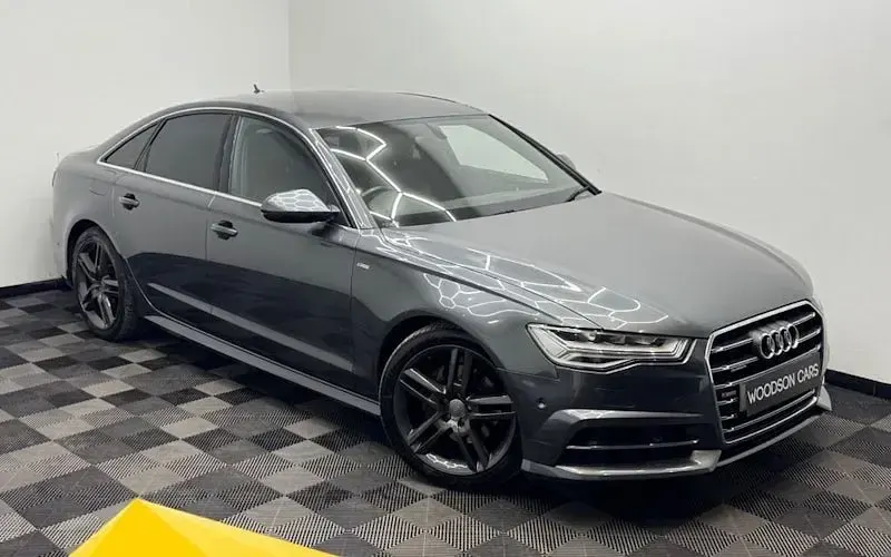 Usado Audi A6 S-Line 190 HP (139 kW) 2018 Sedan