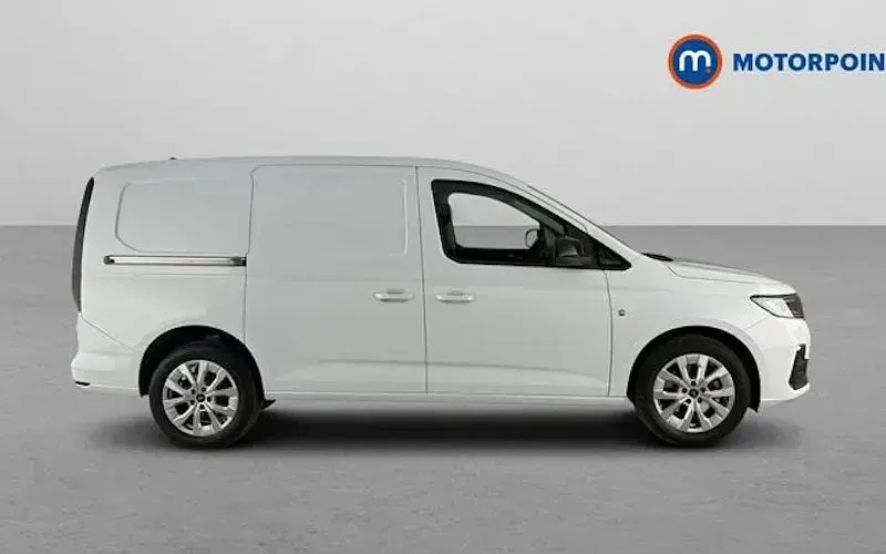 Used Ford Transit Limited 150 HP (110 kW) 2025 White Van