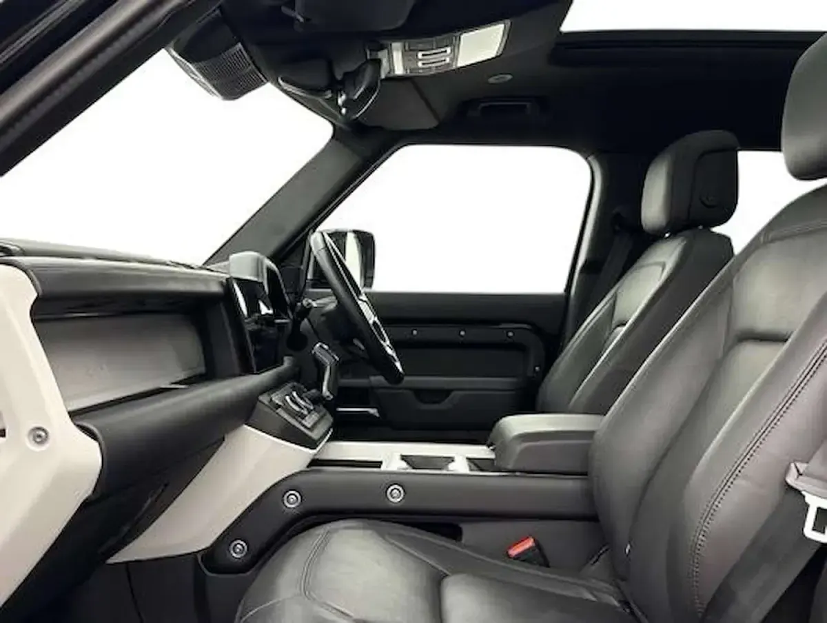 Used Land Rover Defender HSE Dynamic 2024 Black SUV