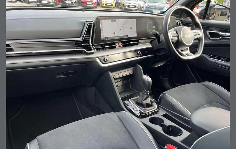 Used Kia Sportage GT-Line 147 HP (108 kW) 2024 Red SUV