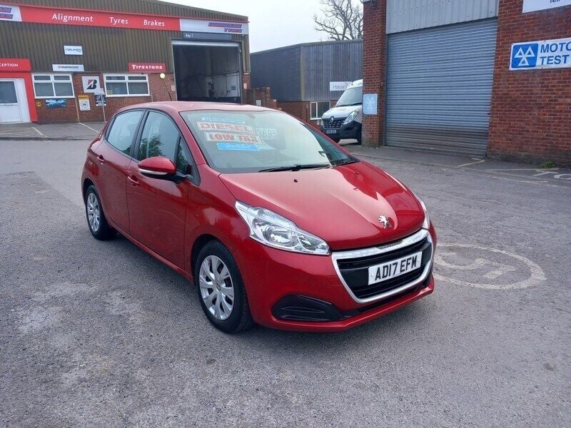 Red Used 2017 Peugeot 208 Access Hatchback | £3,695 (Fair price) - Image 1/4