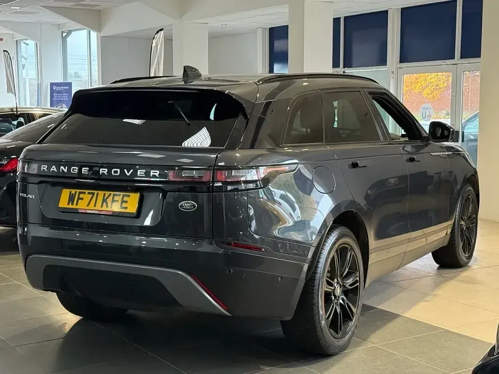 Used Land Rover Range Rover Velar SE 204 HP (150 kW) 2020 Grey SUV