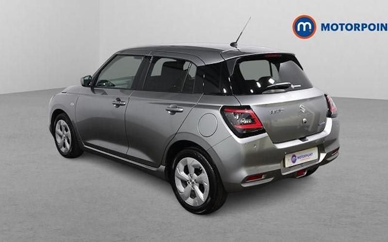 Used Suzuki Swift 82 HP (60 kW) 2025 Silver Hatchback