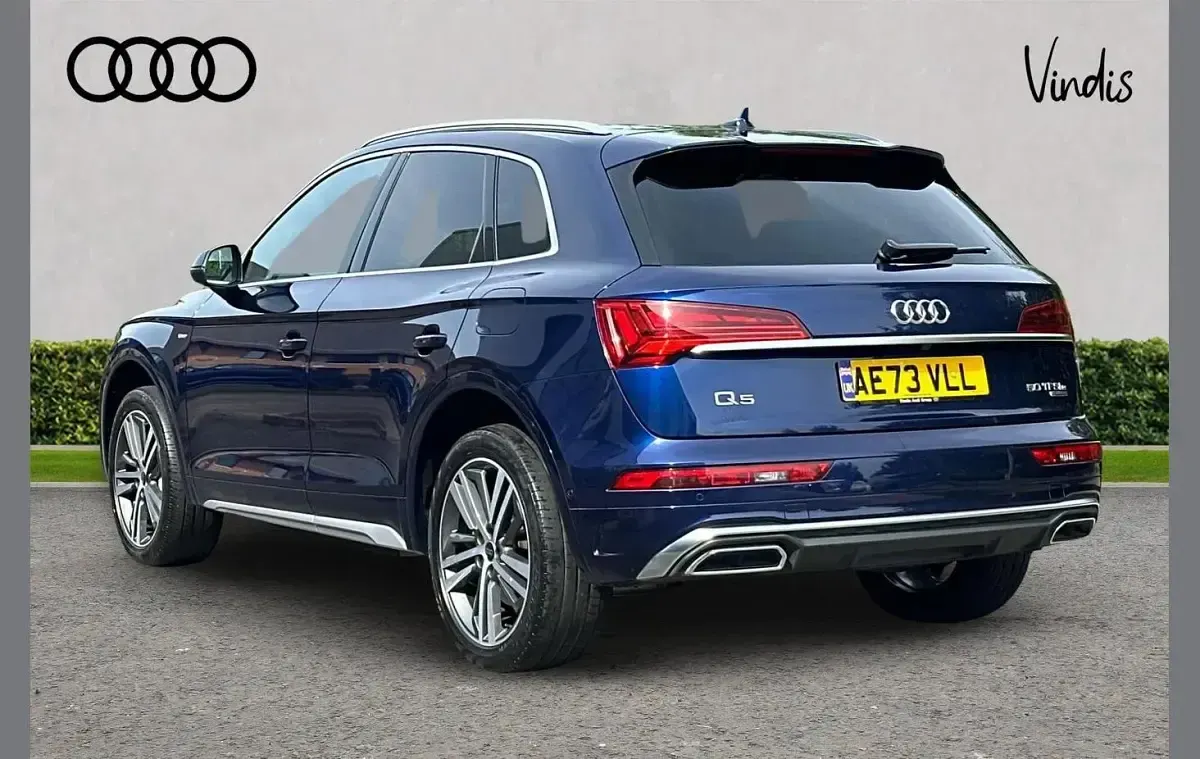 Used Audi Q5 S-Line 295 HP (216 kW) 2023 Blue SUV
