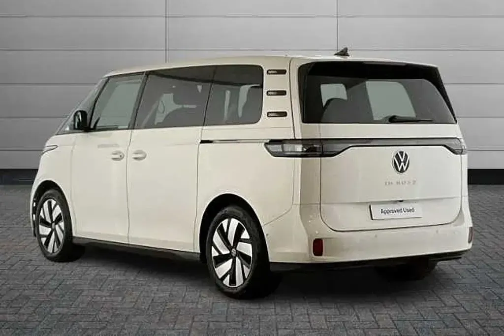 Usado VW ID. Buzz Pro 150 kW (204 CV) 2023 Blanco Monovolumen