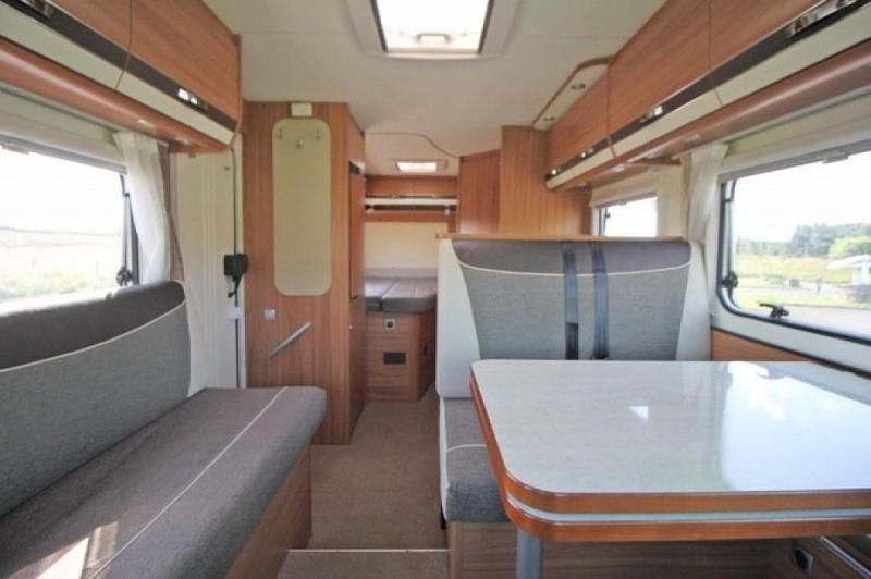 Used Weinsberg CaraLoft 130 HP (95 kW) 2014 Van