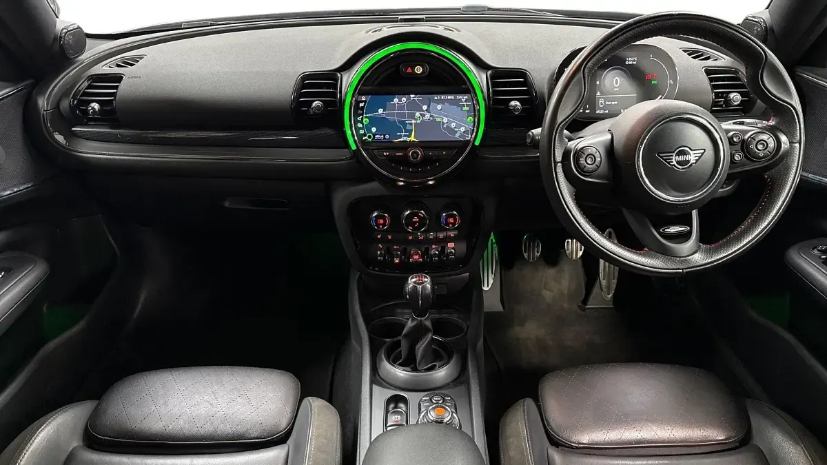 Used Mini Cooper S Clubman Sport 192 HP (141 kW) 2020 Green Estate
