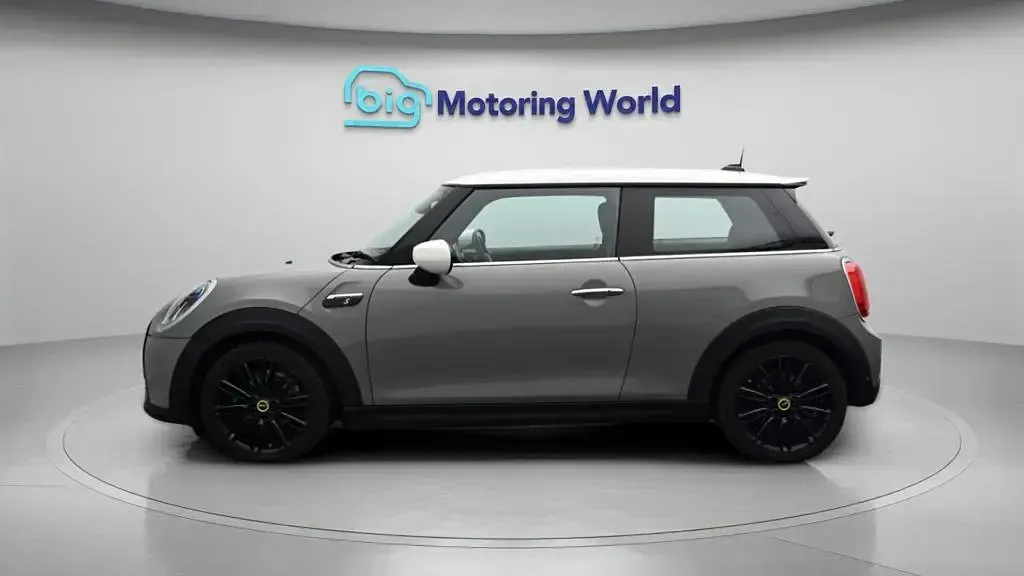Used Mini Cooper SE Hatch 135 kW (184 HP) 2022 Hatchback