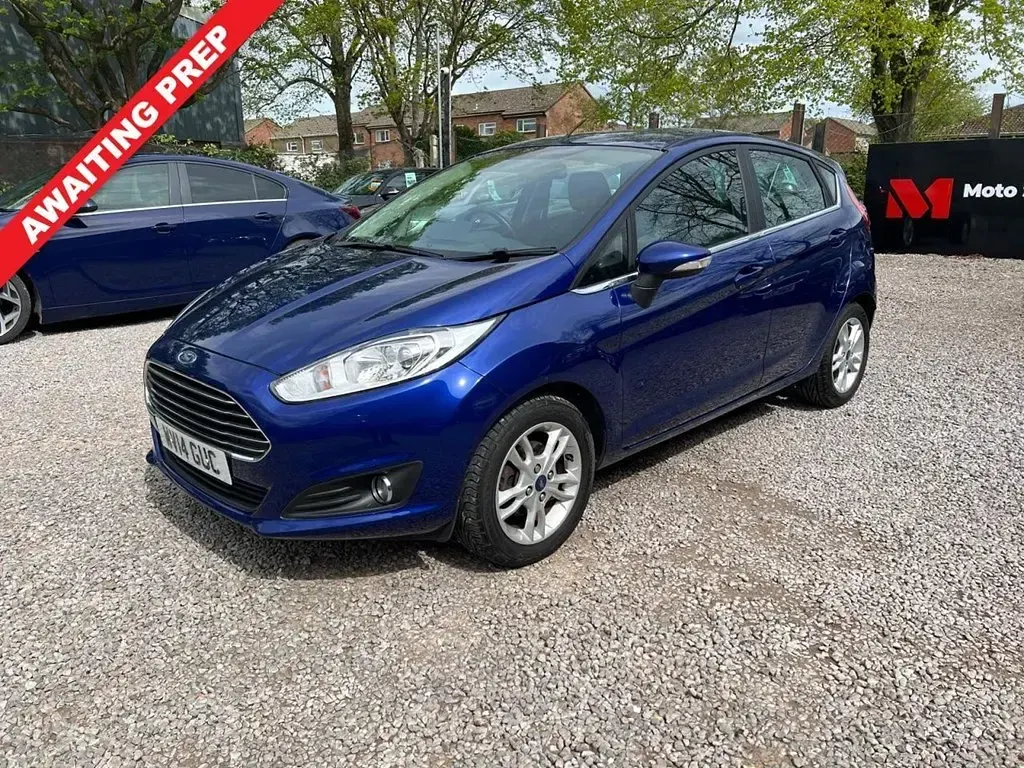 Used Ford Fiesta Zetec 100 HP (73 kW) 2014 Blue Hatchback