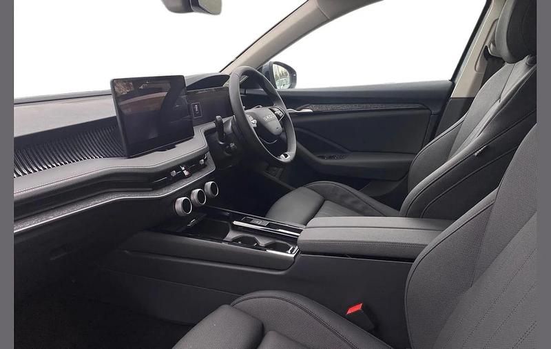 New Skoda Superb SE L 200 HP (147 kW) 2026 Grey Estate