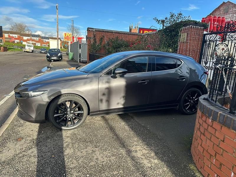Begagnad Mazda 3 Inclusive 122 HK (89 kW) 2021 Grå Halvkombi