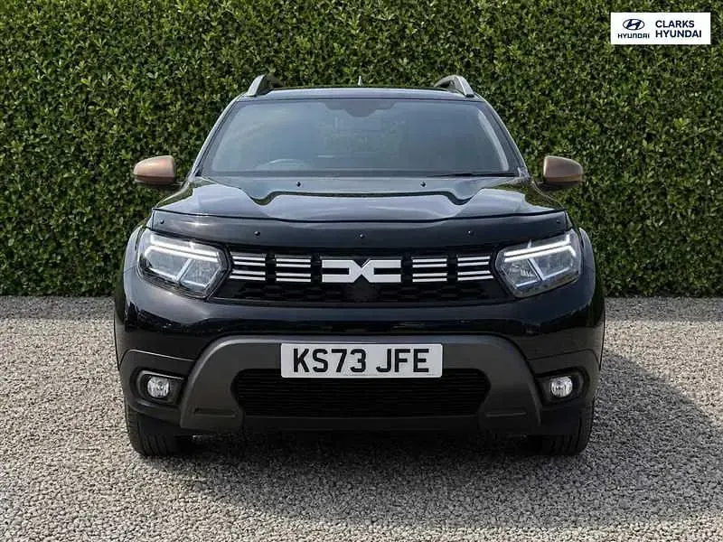 Used Dacia Duster Extreme 130 HP (95 kW) 2023 Black SUV