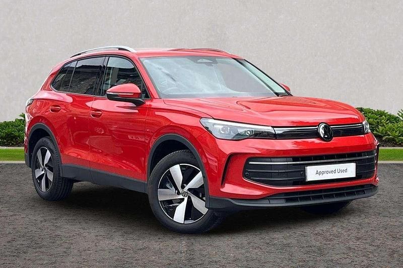 Red Used 2024 VW Tiguan Match SUV | £30,995 (Fair price) - Image 1/4