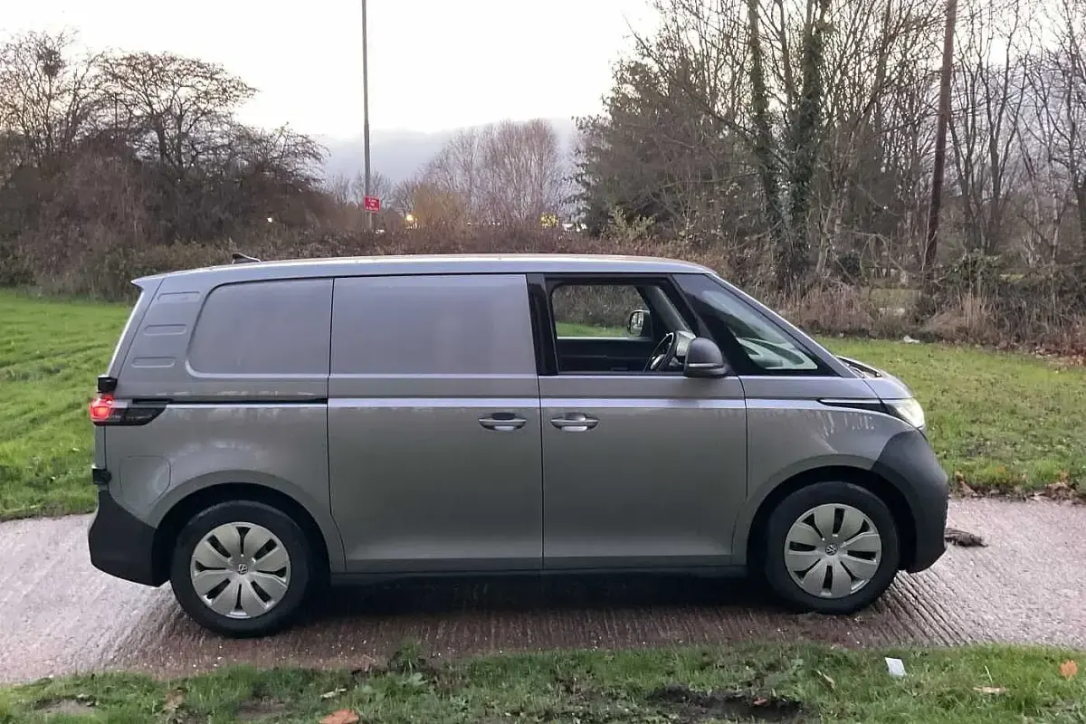 Used VW ID. Buzz 210 kW (286 HP) 2025 Silver MPV