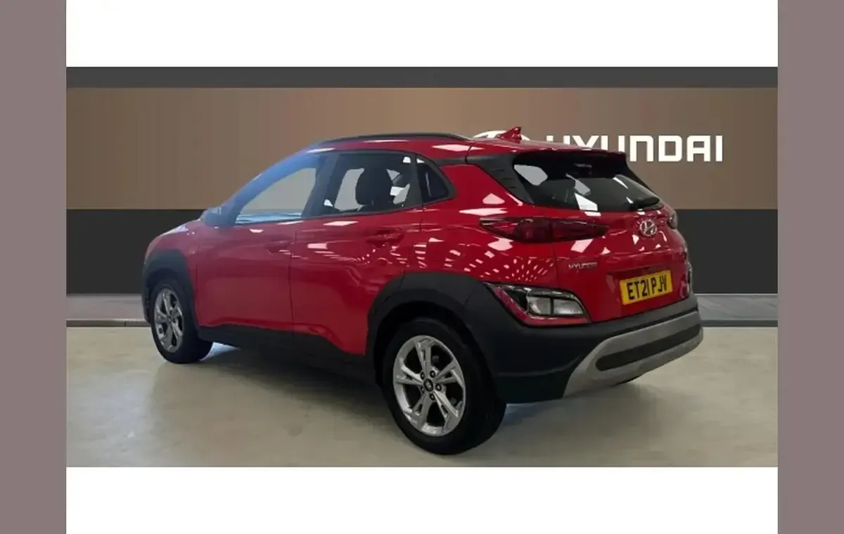 Used Hyundai Kona SE 117 HP (86 kW) 2021 Red SUV