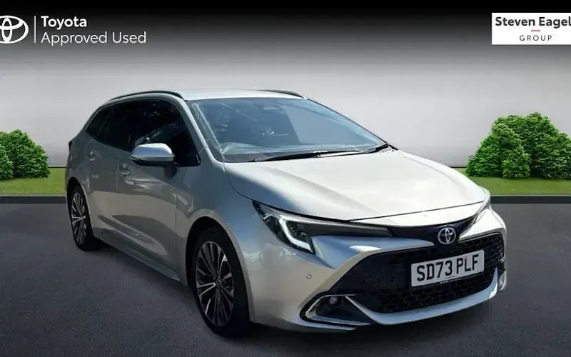 Used Toyota Corolla Design 140 HP (102 kW) 2023 Estate