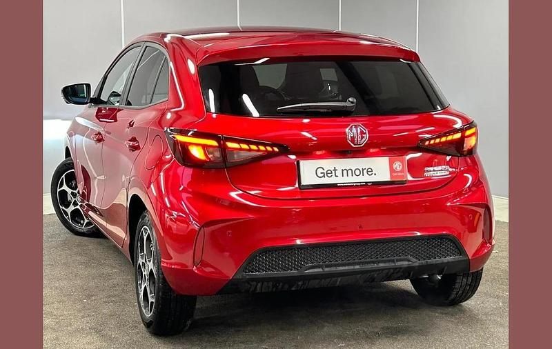 Used MG MG3 SE 194 HP (142 kW) 2025 Red Hatchback