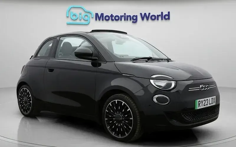 Used Fiat 500e Icon 86 kW (118 HP) 2023 Cabriolet