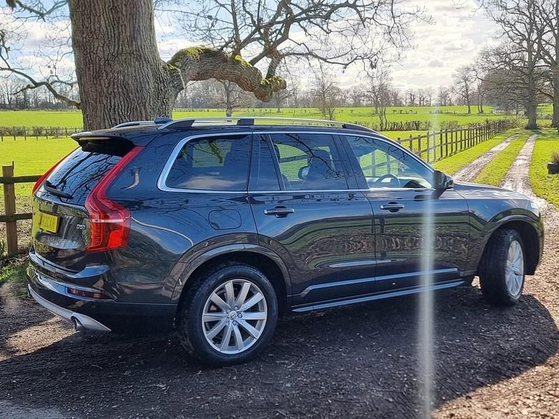 Used Volvo XC90 Momentum 235 HP (172 kW) 2019 Grey SUV