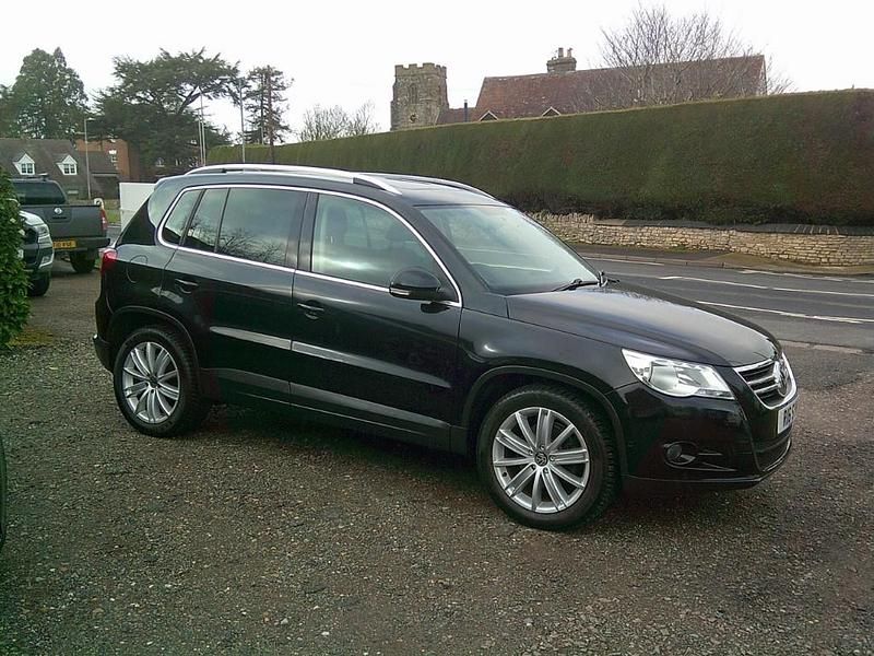 Used VW Tiguan Match 150 HP (110 kW) 2010 Black SUV