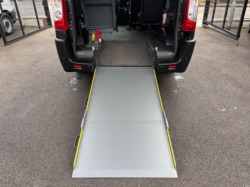 Grey Used 2015 Peugeot Expert Comfort Van | £7,000 (Fair price) - Image 1/4