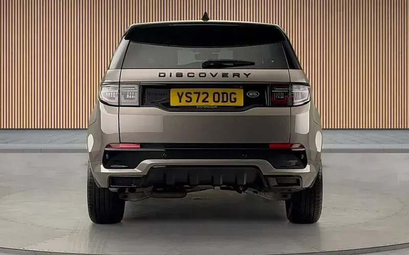 Used Land Rover Discovery 5 Urban Edition 204 HP (150 kW) 2023 SUV