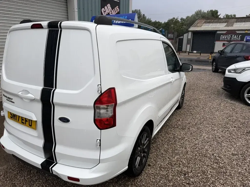 Used Ford Transit Sport 95 HP (69 kW) 2017 White Van