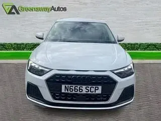 Usado Audi A1 Sportback Sport 110 HP (80 kW) 2021 Branco Citadino