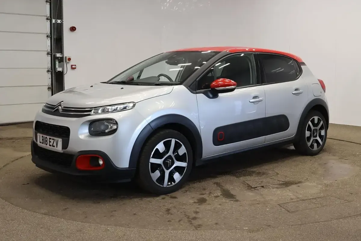 Used Citroën C3 Flair 82 HP (60 kW) 2018 Silver Hatchback