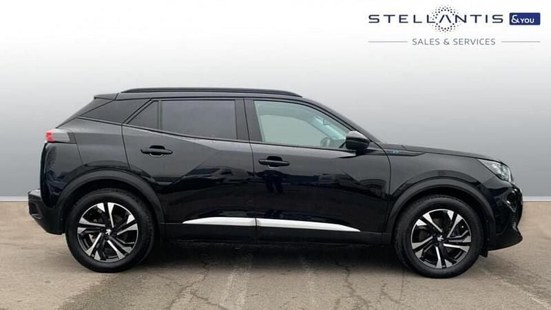 Used Peugeot e-2008 Allure Premium 98 kW (134 HP) 2022 Black SUV