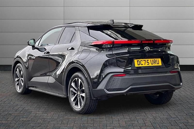 New Toyota C-HR Design 140 HP (102 kW) 2026 Midnight teal SUV