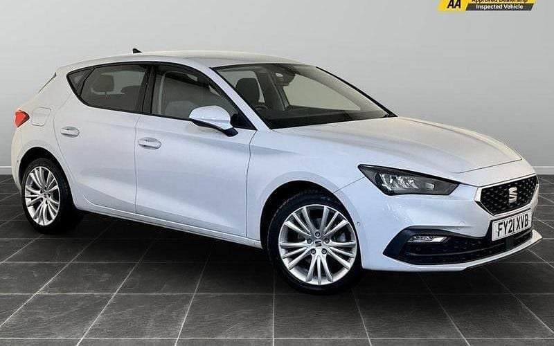 Used 2023 Seat Leon SE Dynamic Hatchback | £14,995 (Fair price) - Image 1/2