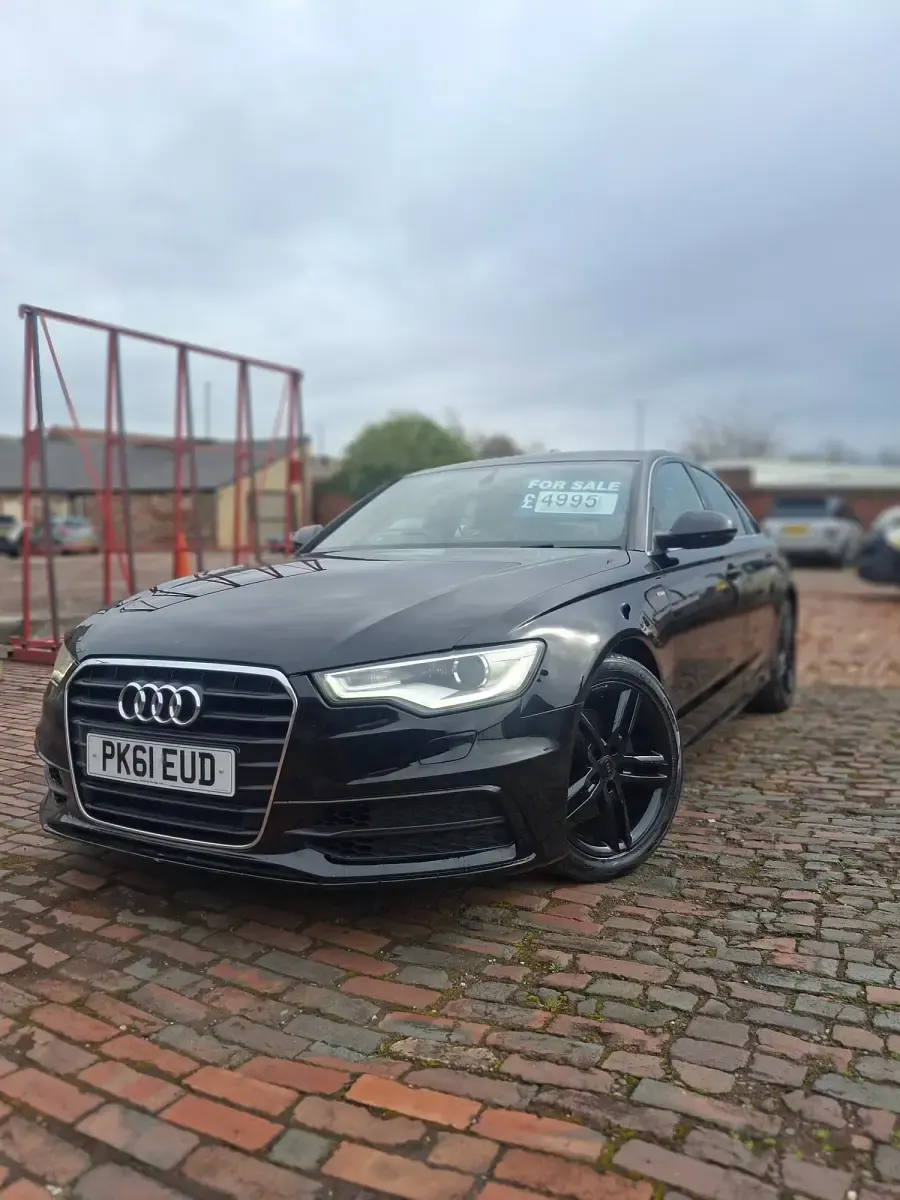 Usado Audi A6 S-Line 177 HP (130 kW) 2011 Preto Sedan