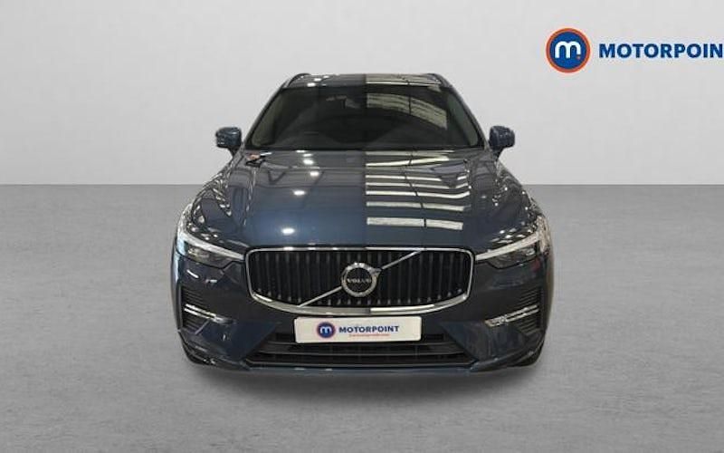 Second-hand Volvo XC60 Core 250 CP (183 kW) 2023 Albastru SUV